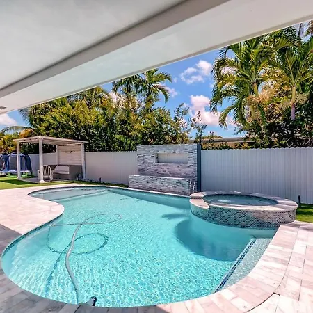 Miami Luxury House W Heated Pool & Jacuzzi Villa Exterior photo