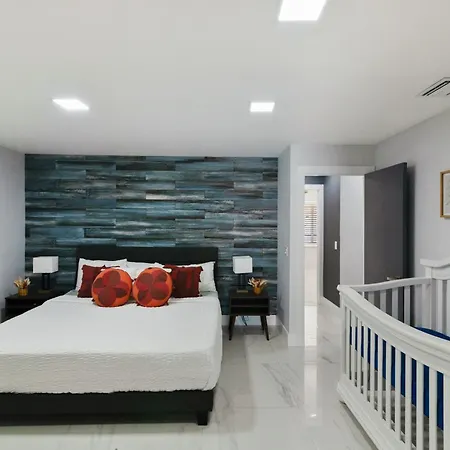 Miami Luxury House W Heated Pool & Jacuzzi Villa Exterior photo