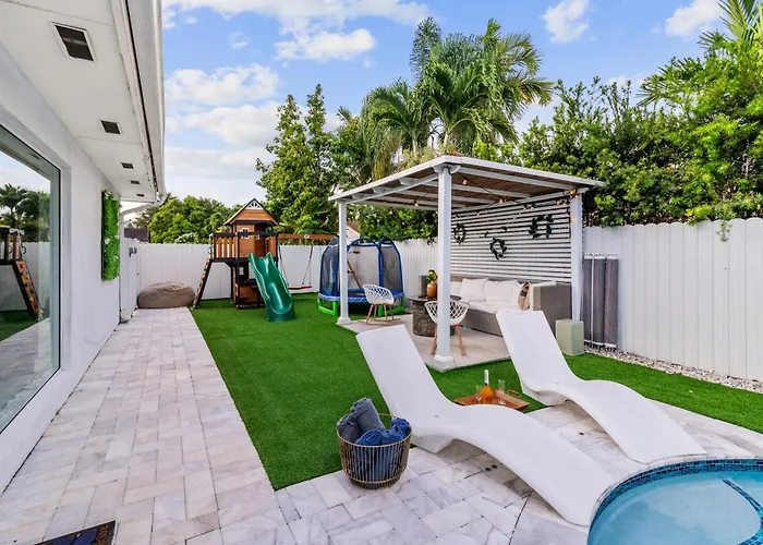 Miami Luxury House W Heated Pool & Jacuzzi