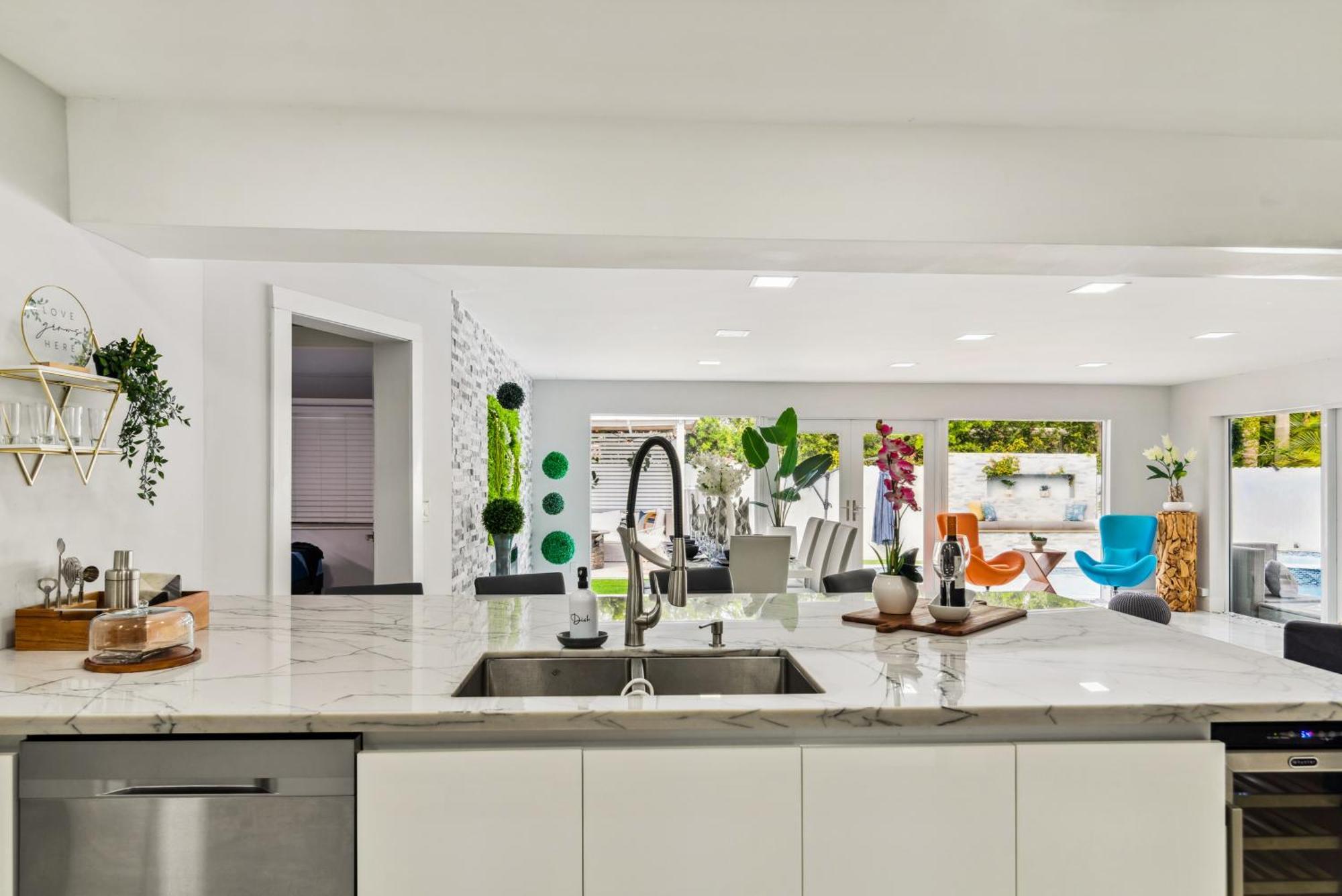 Luxury House W Heated Pool & Jacuzzi Miami