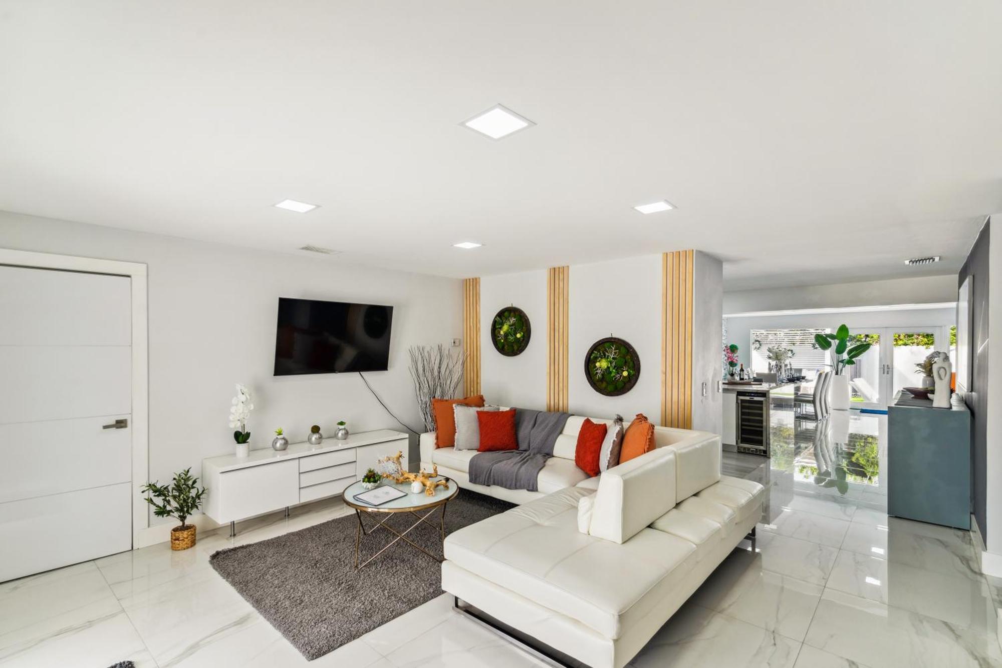 Luxury House W Heated Pool & Jacuzzi Casa de Férias