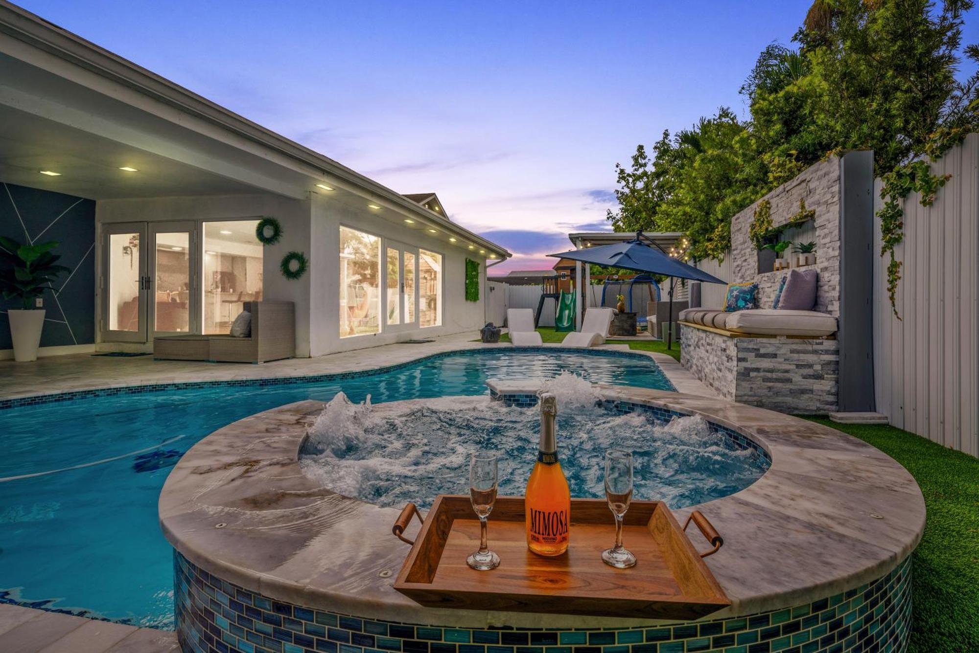 Casa de Férias Luxury House W Heated Pool & Jacuzzi *